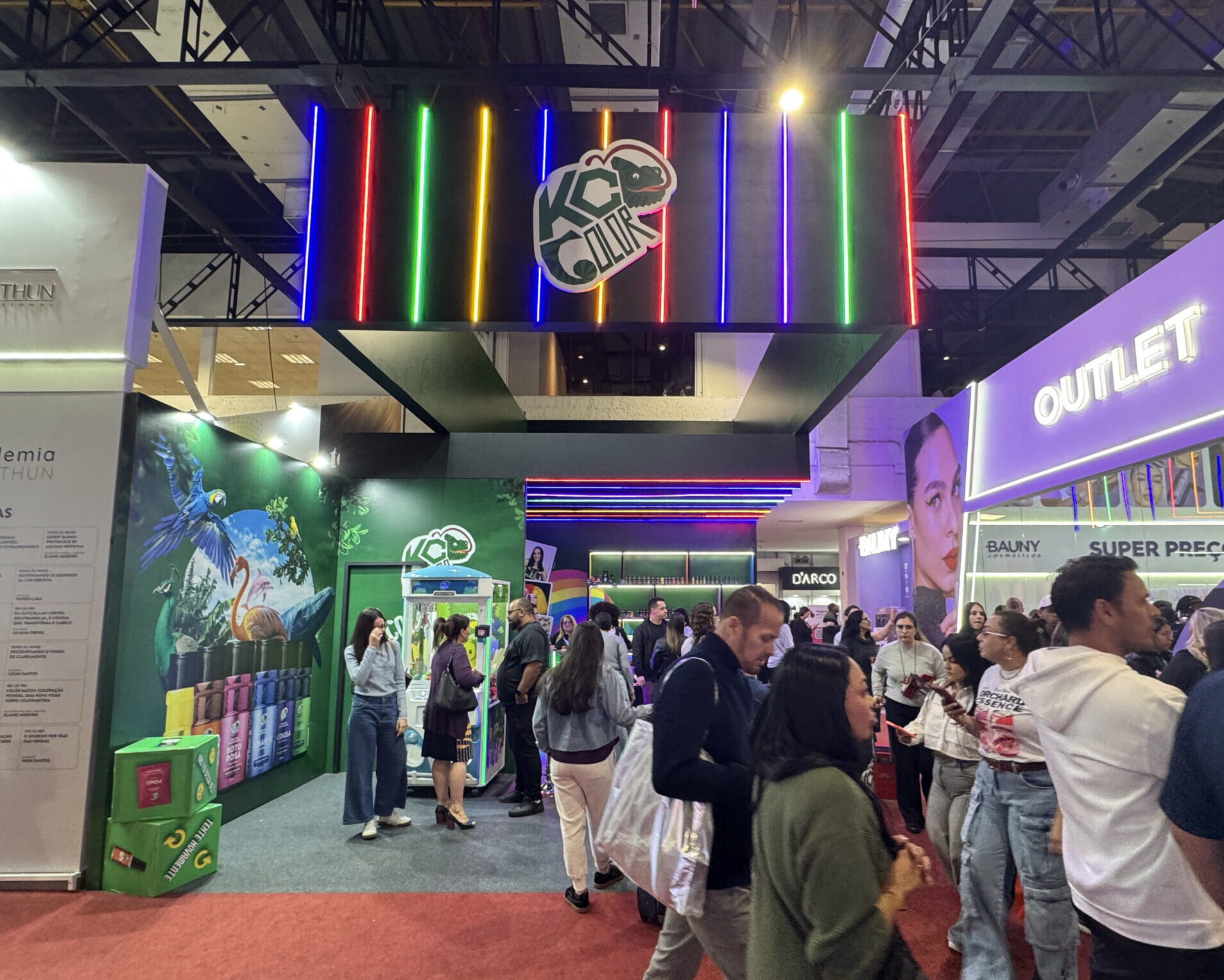 Kamaleão Color Celebra 10 Anos Na Beauty Fair 2025