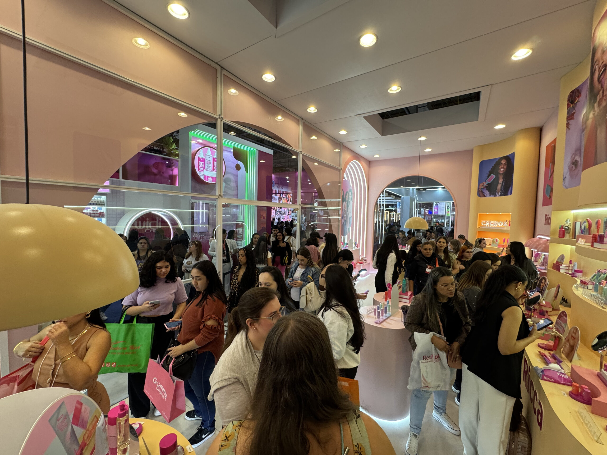 Ricca Apresenta Inovações Em Skin Care Na Beauty Fair 2025