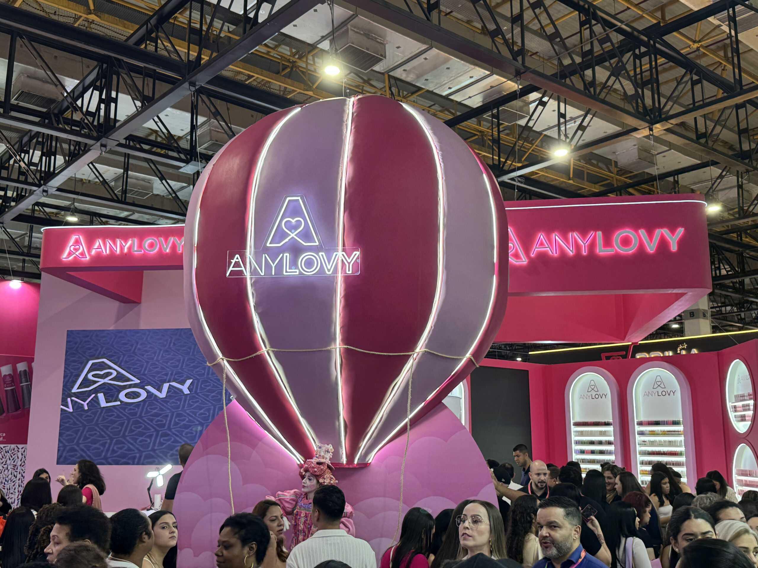 Any Lovy Destaca o Universo do Nail Design na Beauty Fair 2025