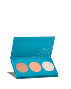 Paleta Catharine Hill Sculpt Chill cor 1, com trio de blush, contorno e iluminador em embalagem prática e resistente.