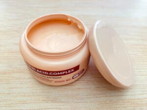 Máscara Capilar Eudora Siàge Nutri Acid Complex aberta mostrando textura cremosa.