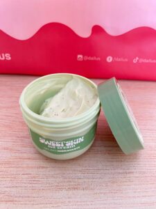 Gelato Hidratante Dailus Sweet Skin Ice Cream com textura leve e aroma gourmand de pistache.
