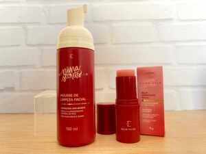 Produtos Eudora Niina Secrets com Mousse de Limpeza Facial e Balm Hidratante Facial.