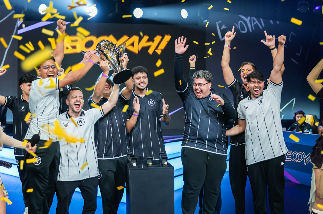 Fluxo É Tricampeão Do FFWS BR 2025 No Free Fire
