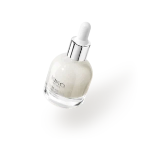 Iluminador líquido KIKO Milano Snow Kissed Holiday para o natal, com acabamento cintilante e frasco com conta-gotas.