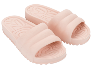 Zaxy Air Slide rosa claro em EVA com tiras acolchoadas e visual minimalista para uso casual diário.