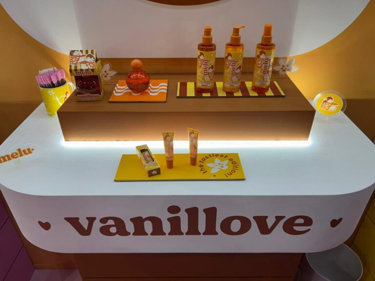 Linha Melu Vanilove reúne produtos inspirados em baunilha, incluindo body care, fragrâncias e itens de cuidados pessoais.