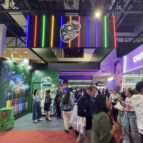 Kamaleão Color Celebra 10 Anos Na Beauty Fair 2025